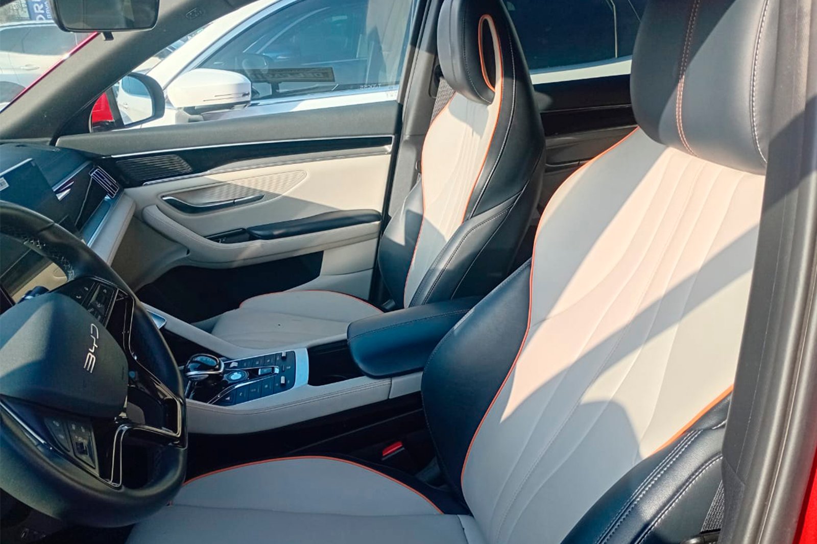BYD SONG PLUS 4X2 1.5 AUT 2024 - Imagen 5 de 10