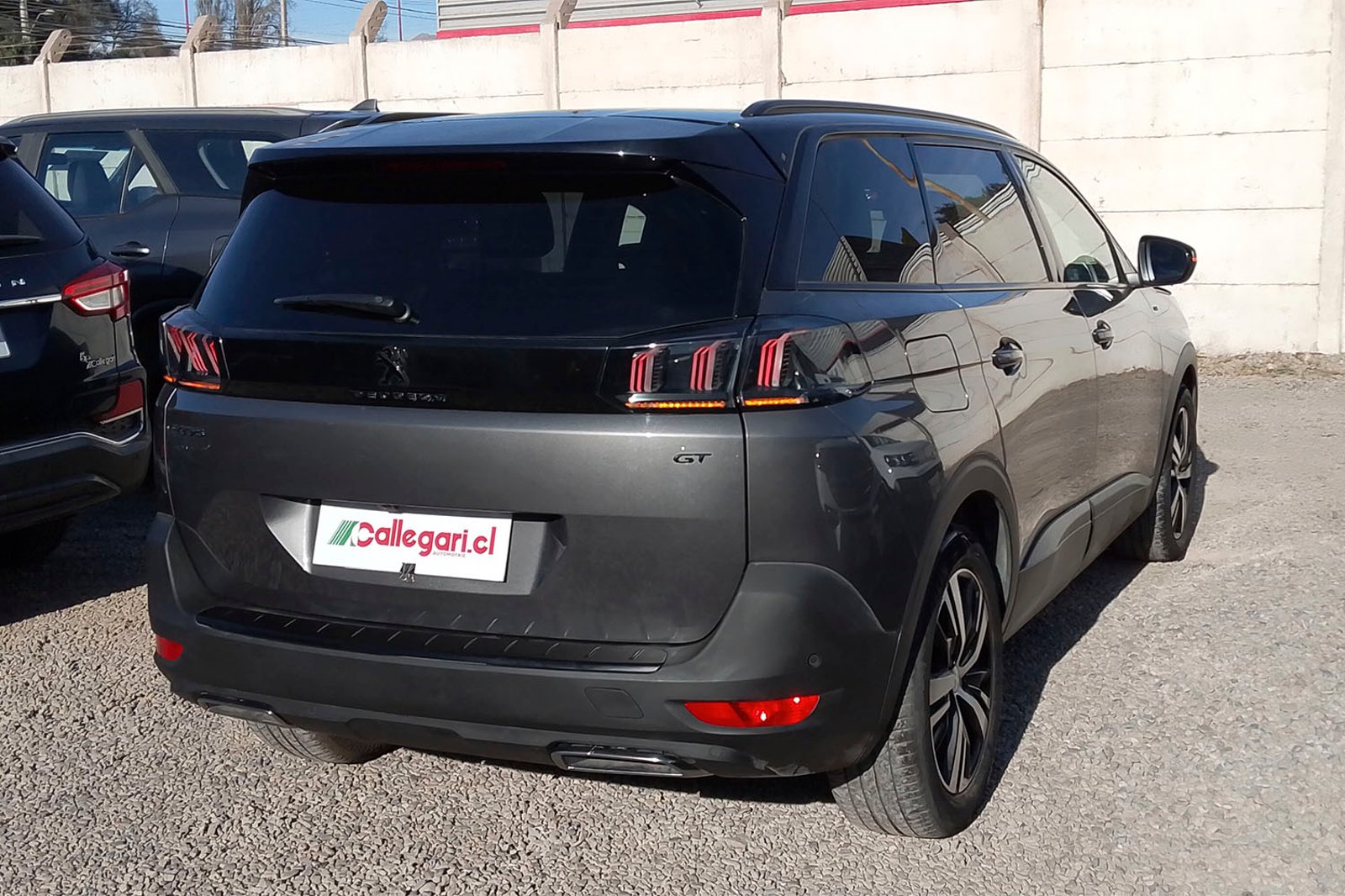 PEUGEOT 5008 PURETECH 180 EAT8 1.6 AUT 2023 - Imagen 11 de 12