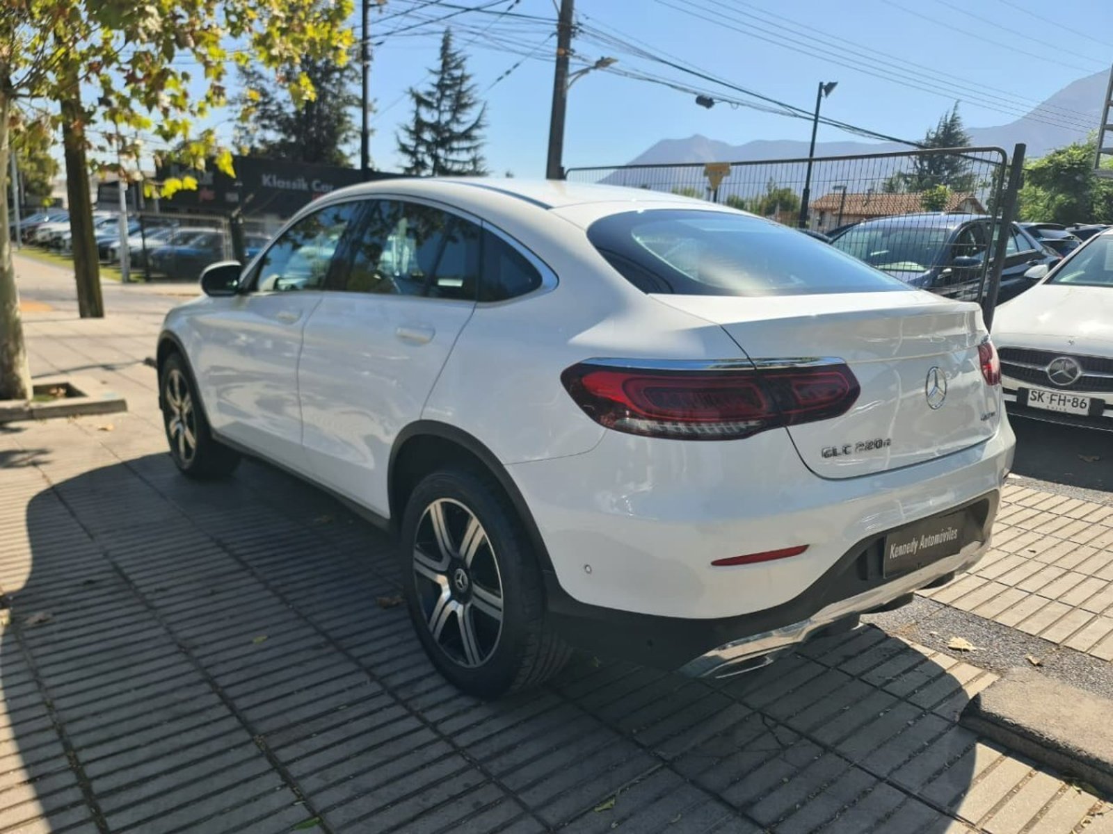 MERCEDES-BENZ GLC 220D 2.0 GLC 220D Coupe 4Matic Auto 2021 - Foto 4 de 10