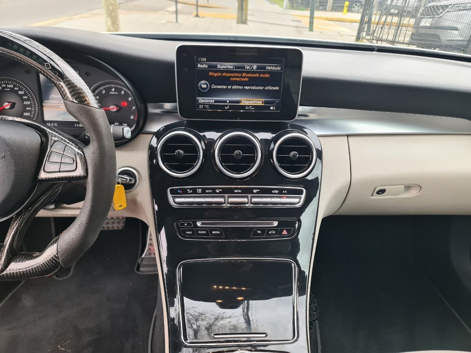 Mercedes-Benz C180 1.6 SPORT 4X2 COUPE AT 2P. 2017 - Foto 3 de 10
