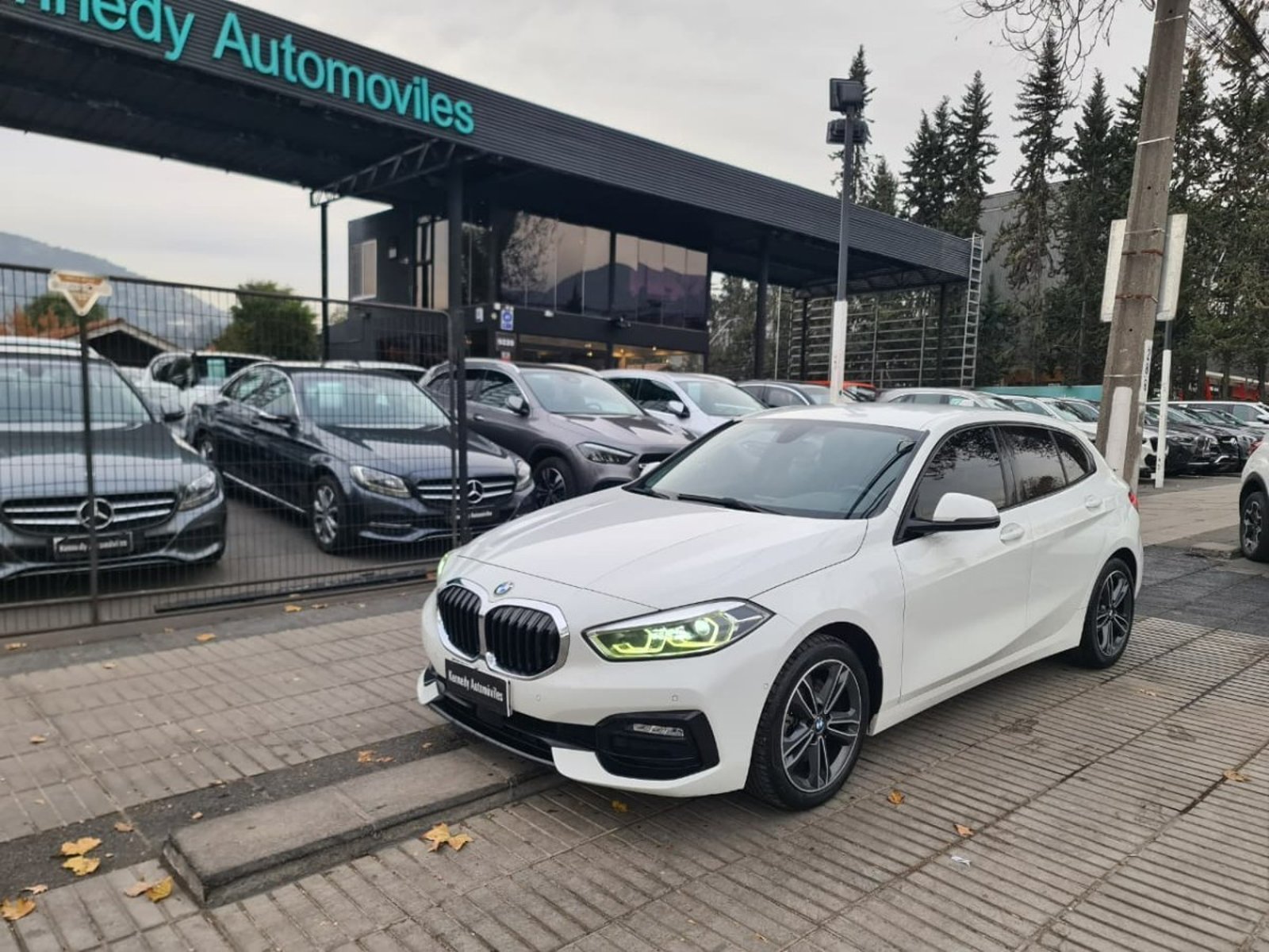 BMW 118 2.0 D DYNAMIC DIESEL 4X2 AT 5P. 2021 - Foto 3 de 10