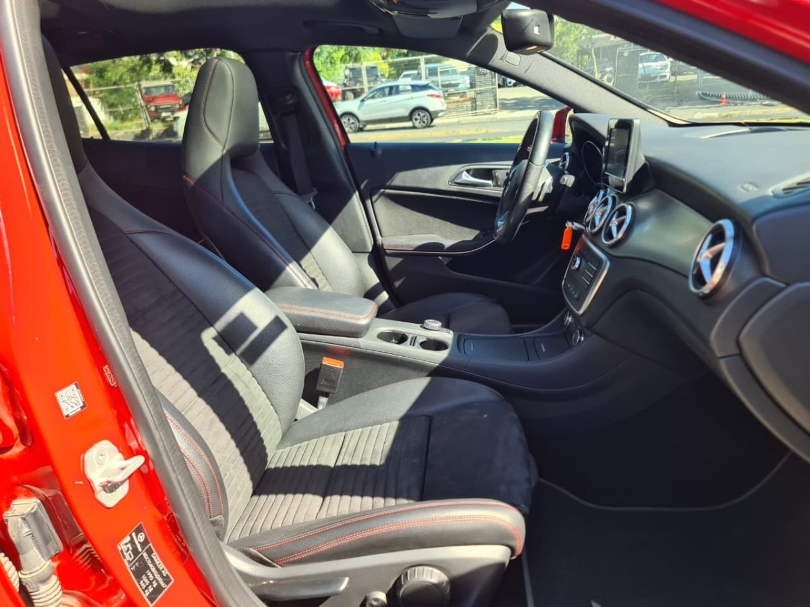 MERCEDES-BENZ GLA 250 2.0 GLA 250 4Matic DCT 2016 - Imagen 10 de 10