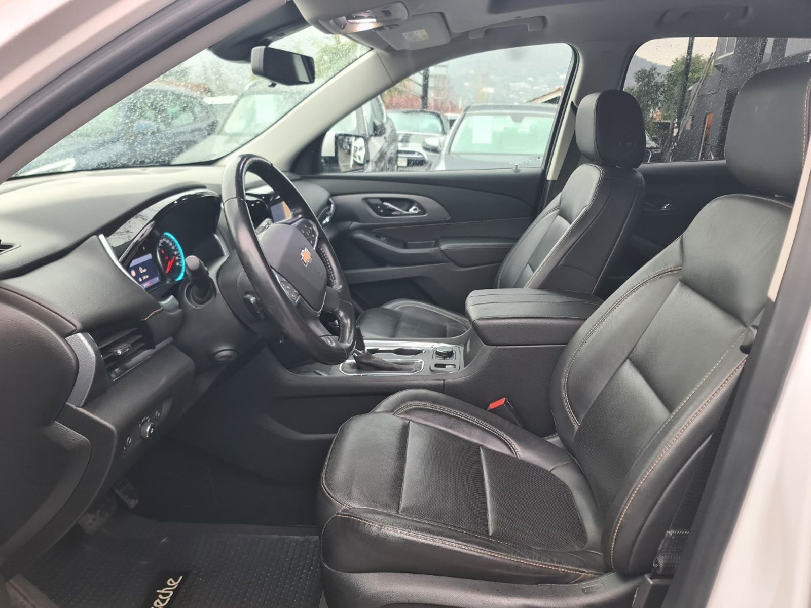 Chevrolet TRAVERSE 3.6 PREMIER AWD AT 5P. 2021 - Imagen 9 de 10