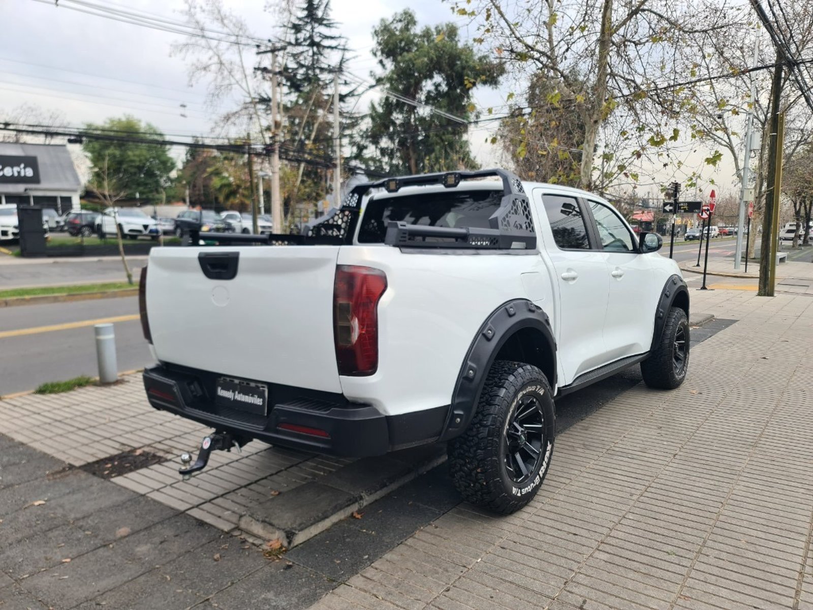 Great Wall POER 2.0T ELITE DIESEL DOB. CAB. 4X2 MT 4P. 2022 - Foto 2 de 9