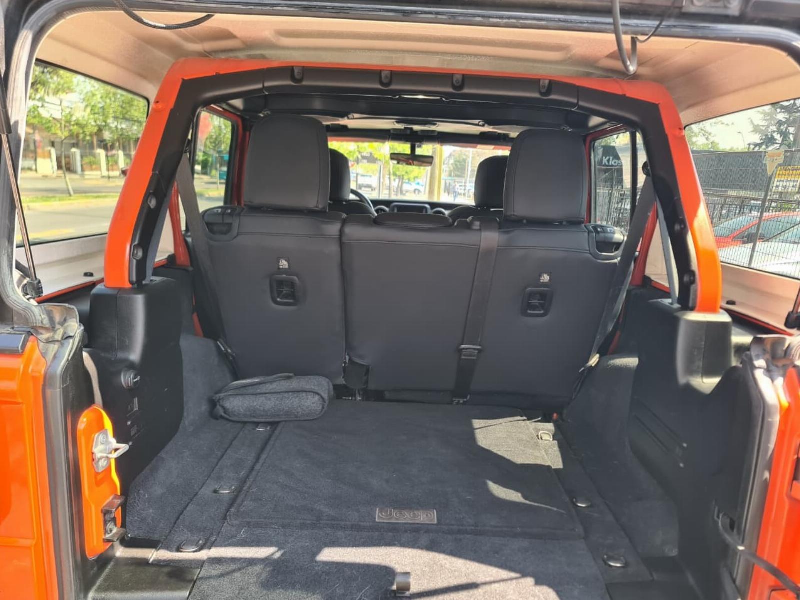 JEEP WRANGLER 3.6 Unlimited Sport Auto 4WD 2019 - Imagen 9 de 10