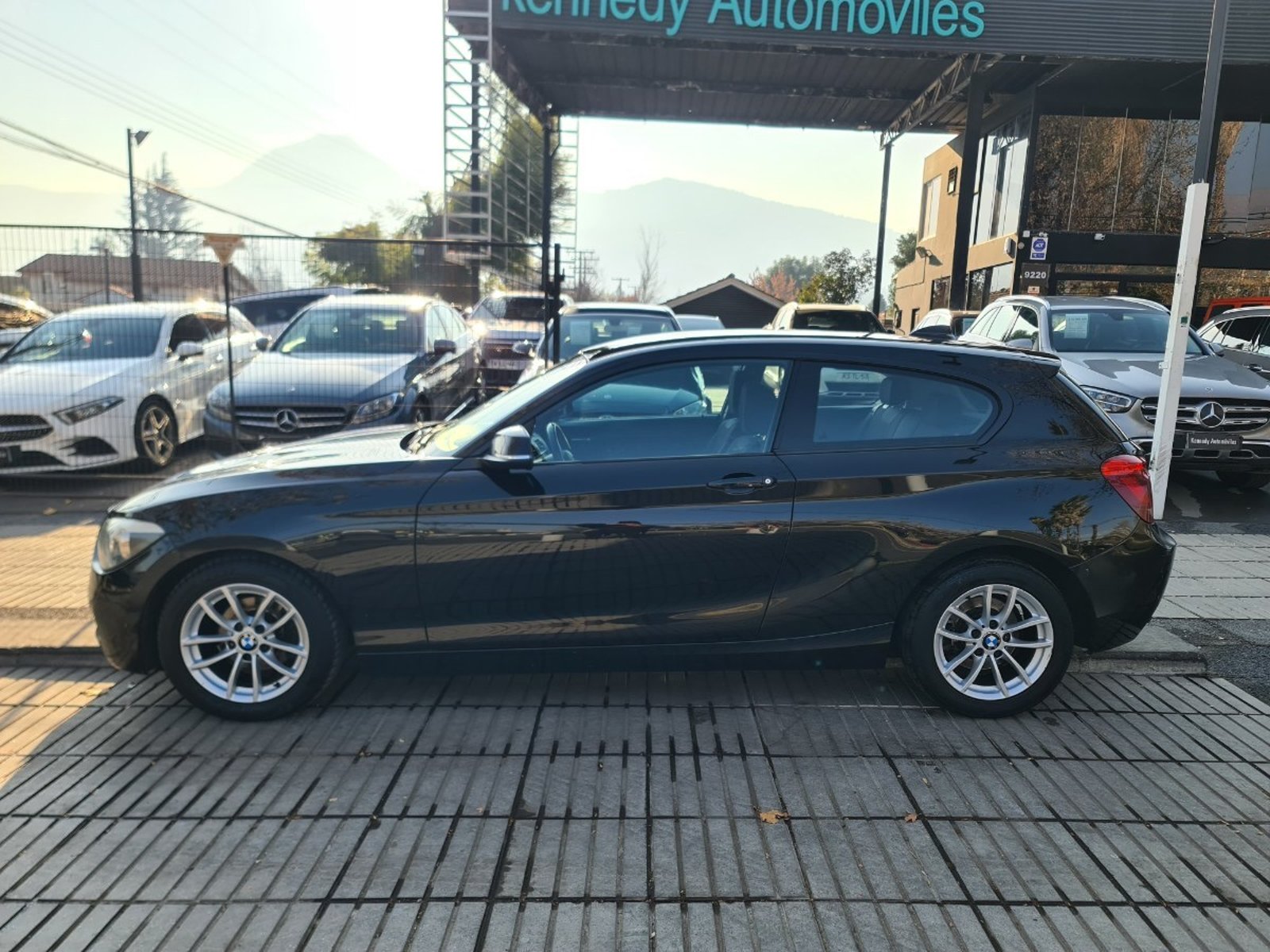 BMW 116 1.6 116i Sport MT Business 2014 - Foto 5 de 10