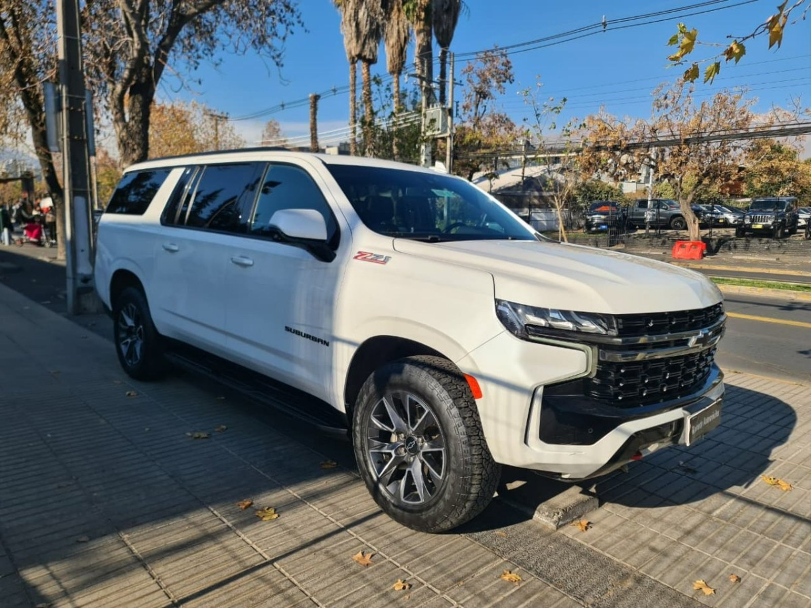 Chevrolet SUBURBAN 5.3L Z71 AWD AT 5P. 2022 - Imagen 7 de 10