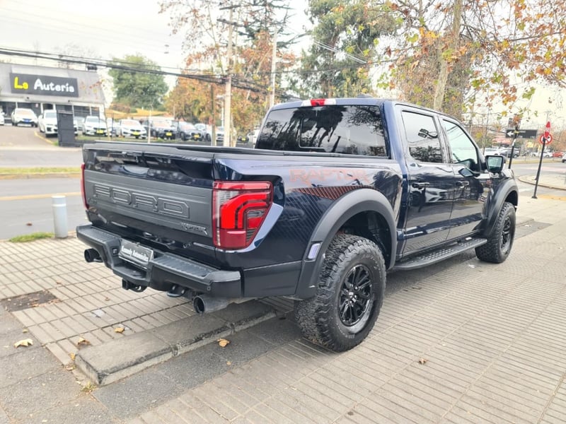 Ford F-150 Raptor 3.5 4X4 DOB. CAB. AT 4P. 2025 - Imagen 6 de 10