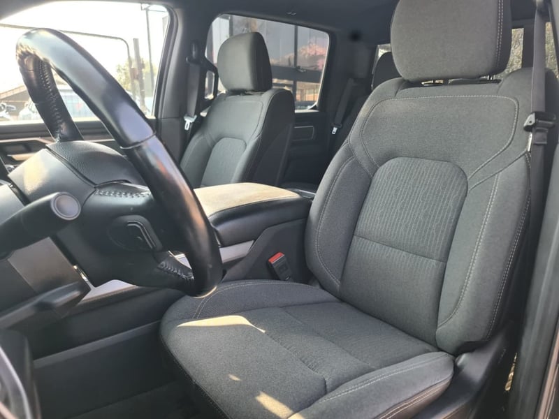 RAM 1500 BIG HORN CREW CAB 4X4 3.6 AUT 2022 - Imagen 10 de 10