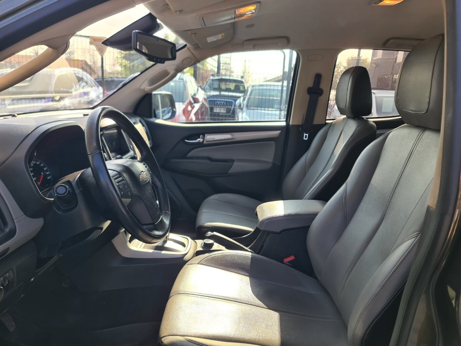 CHEVROLET COLORADO 2.8TD Auto LT 4WD 2023 - Imagen 9 de 10