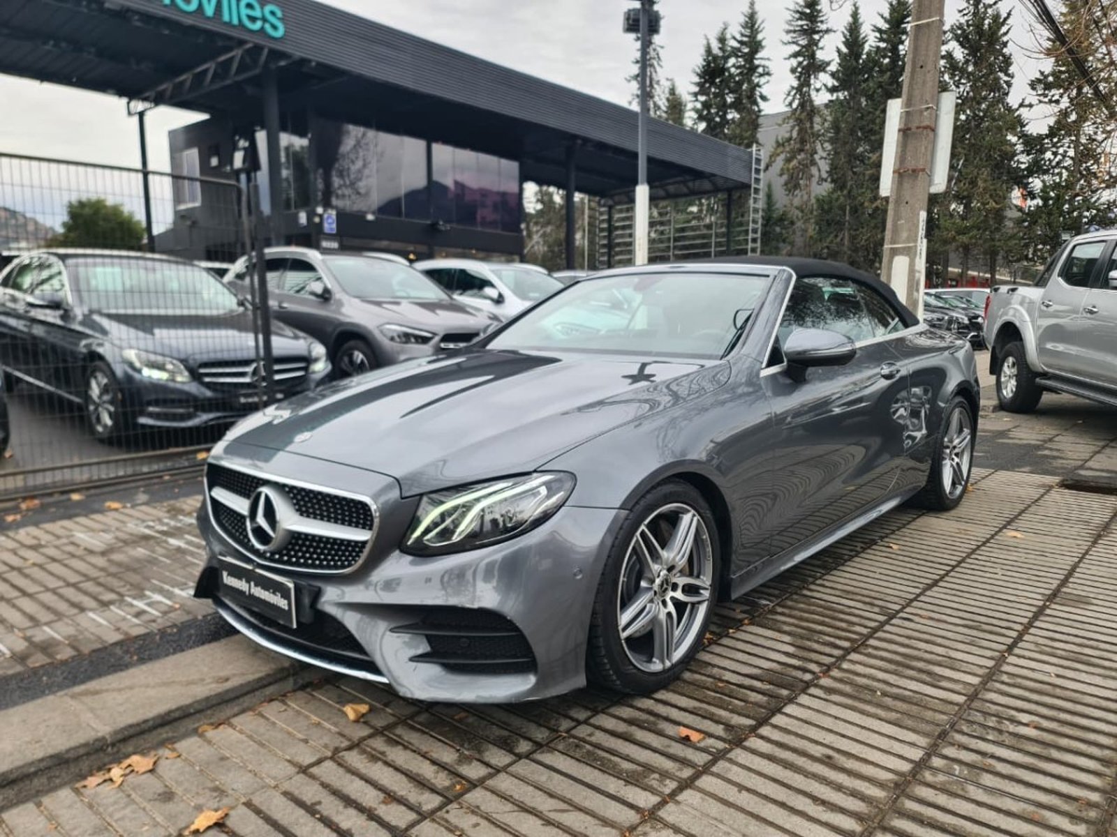 Mercedes-Benz E300 2.0 4X2 CABRIOLET AT 2P. 2019 - Imagen 4 de 10