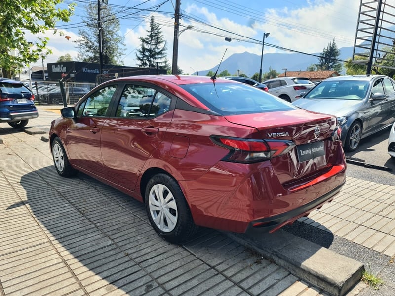 Nissan VERSA 1.6 SENSE 4X2 MT 4P. 2022 - Imagen 4 de 10
