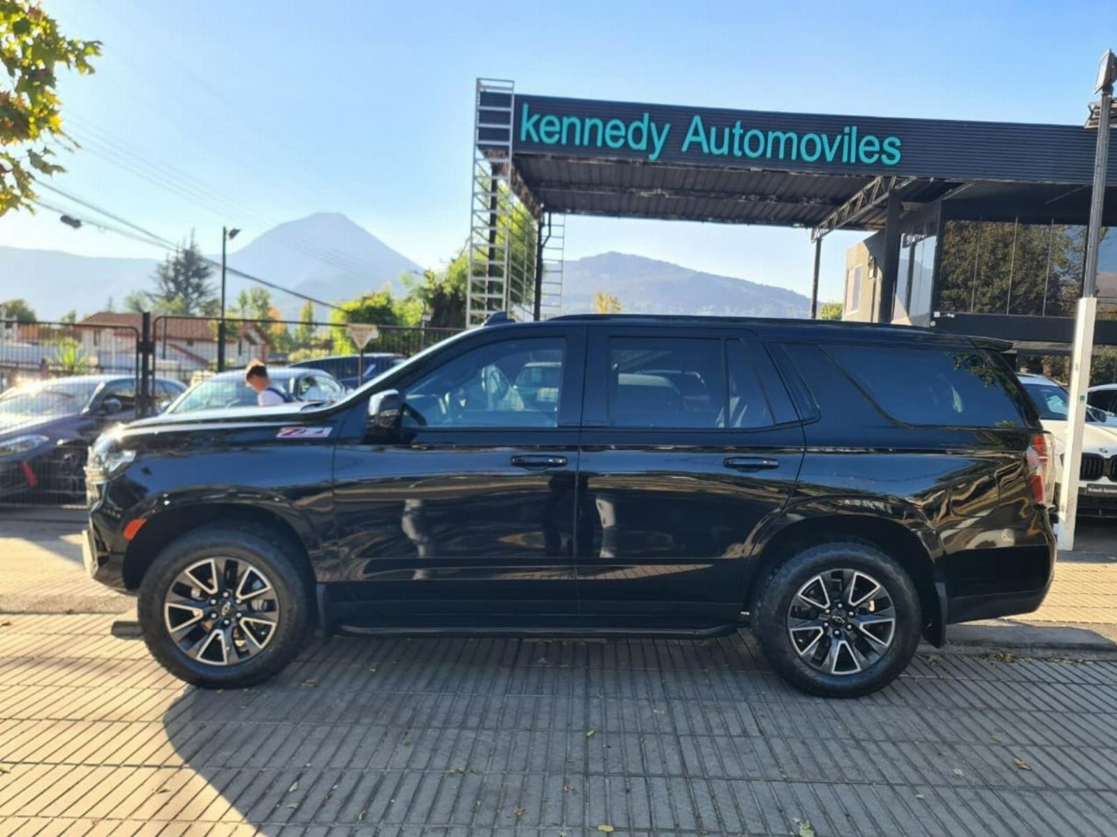 CHEVROLET TAHOE 5.3 Z71 Auto 4WD 2022 - Imagen 9 de 10