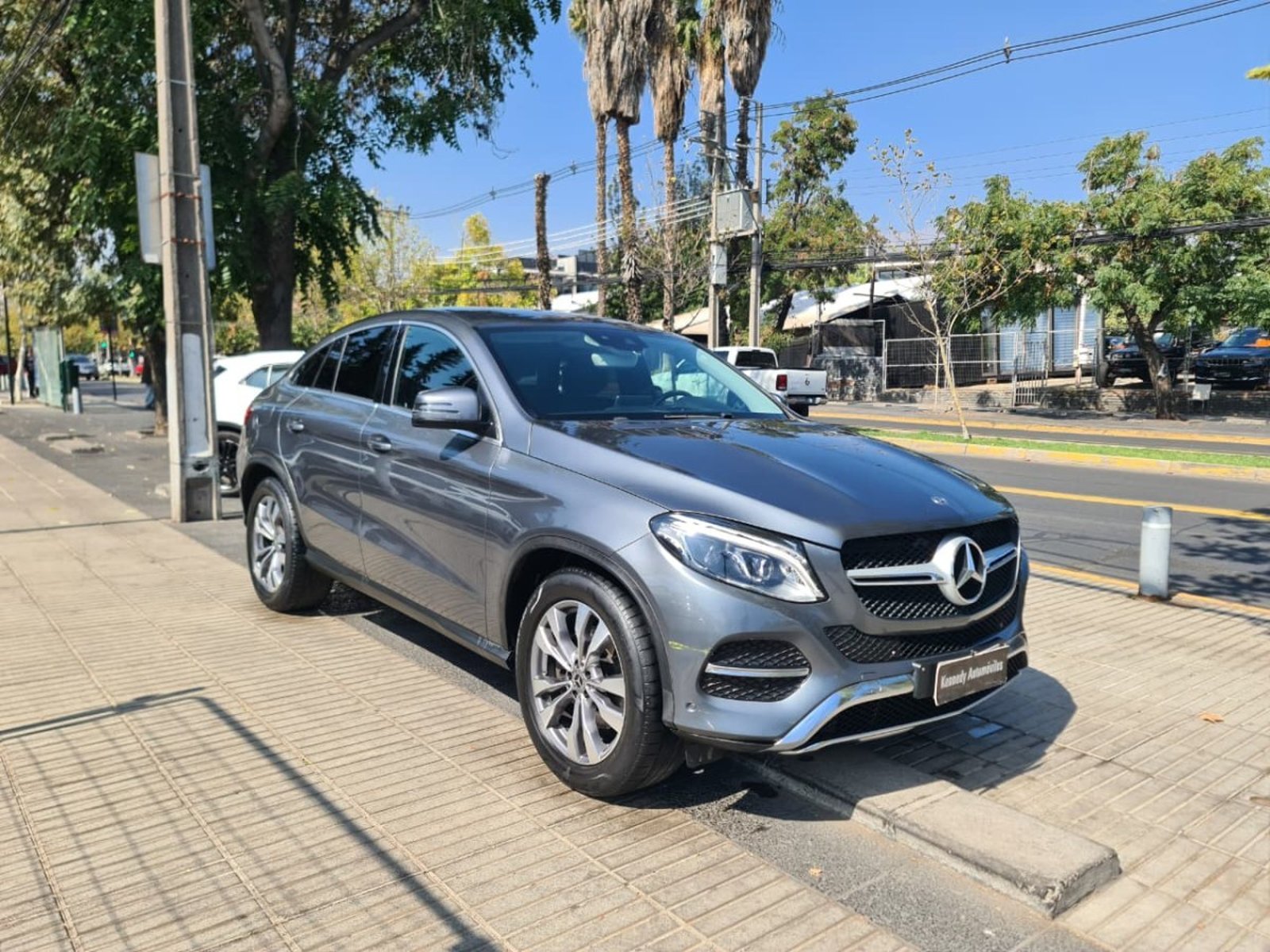 Mercedes-Benz GLE 400 3.0 COUPE SPORT 4MATIC AUTO 2020 - Foto 2 de 10