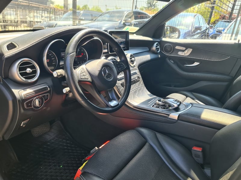 Mercedes-Benz GLC 250 D Coupe 2.1 GLC 250 D Auto 4x4 AT Diesel 2019 - Imagen 9 de 10