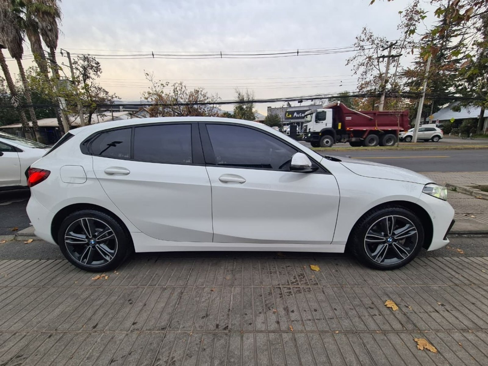 BMW 118 2.0 D DYNAMIC DIESEL 4X2 AT 5P. 2021 - Imagen 10 de 10