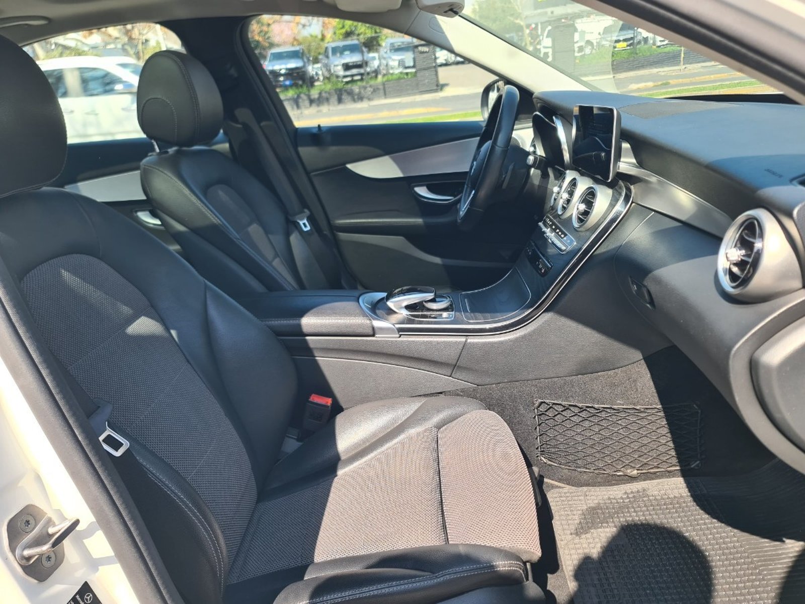 Mercedes-Benz C200 2.0 4X2 AT 4P. 2019 - Imagen 10 de 10