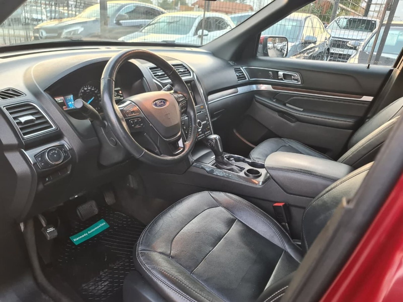 FORD EXPLORER 2.3 ECOBOOST LIMITED 4X2 AT 5P. 2018 - Imagen 9 de 10
