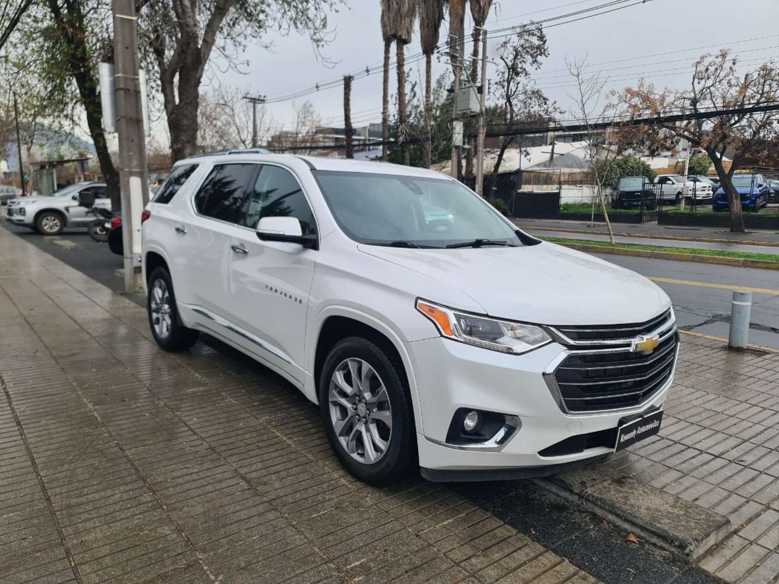 Chevrolet TRAVERSE 3.6 PREMIER AWD AT 5P. 2021 - Foto 2 de 10