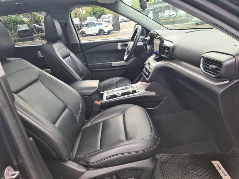 Ford EXPLORER 2.3 ECOBOOST XLT 4X2 AT 5P. 2025 - Imagen 10 de 10