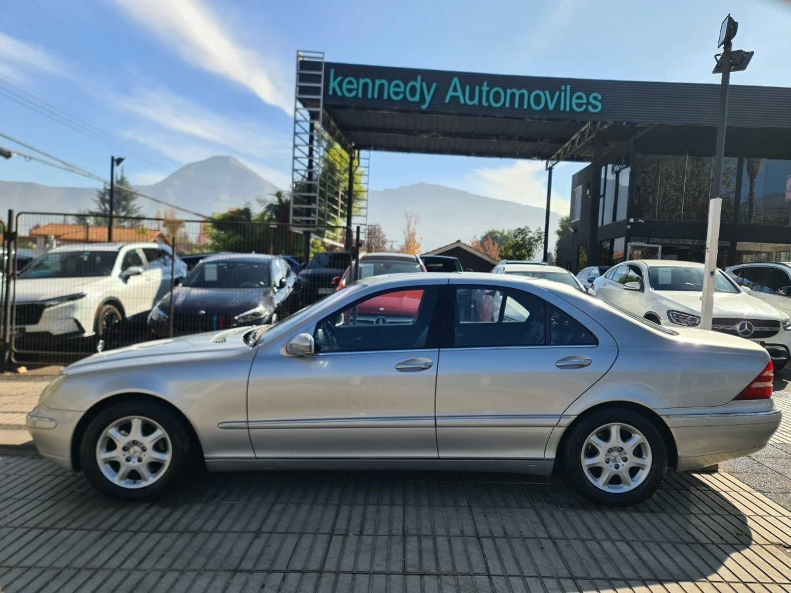 Mercedes-Benz S430 4.3 AUT 1999 - Foto 3 de 10