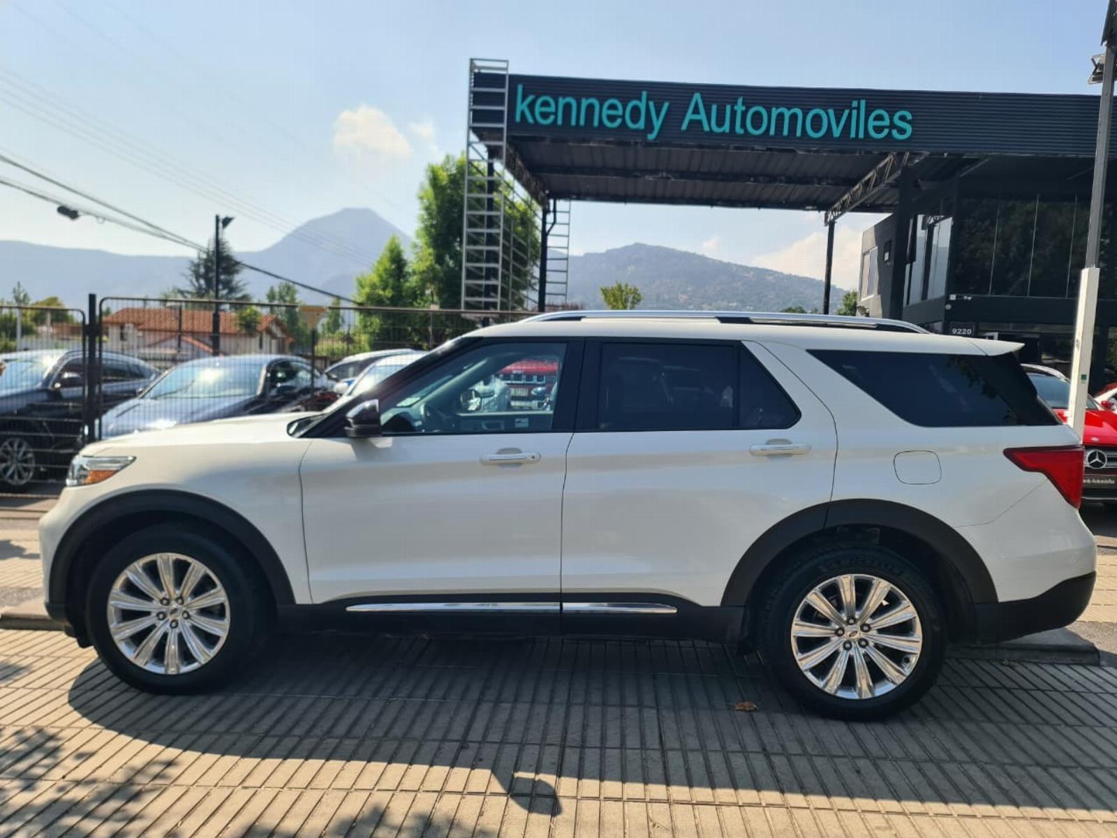 FORD EXPLORER 2.3 Limited Ecoboost Auto 4WD 2022 - Imagen 4 de 10