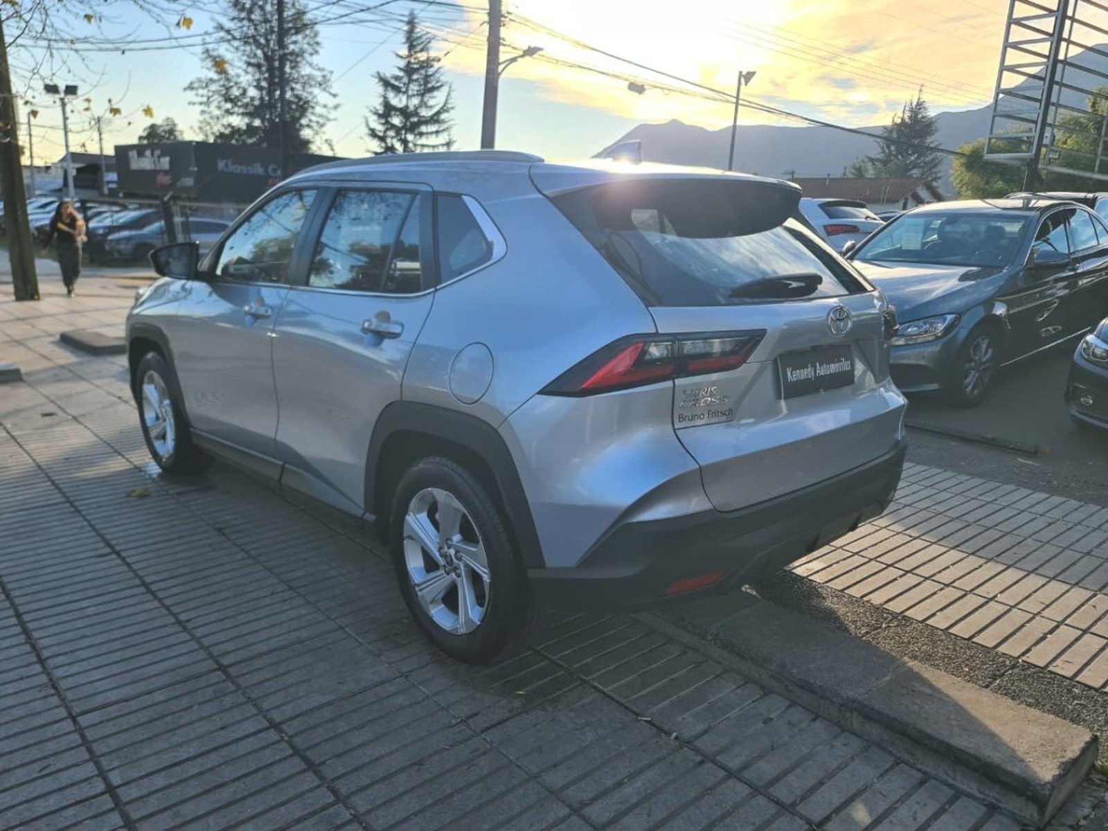 Toyota YARIS CROSS 1.5 XI 4X2 CVT AT 5P. 2025 - Foto 4 de 10