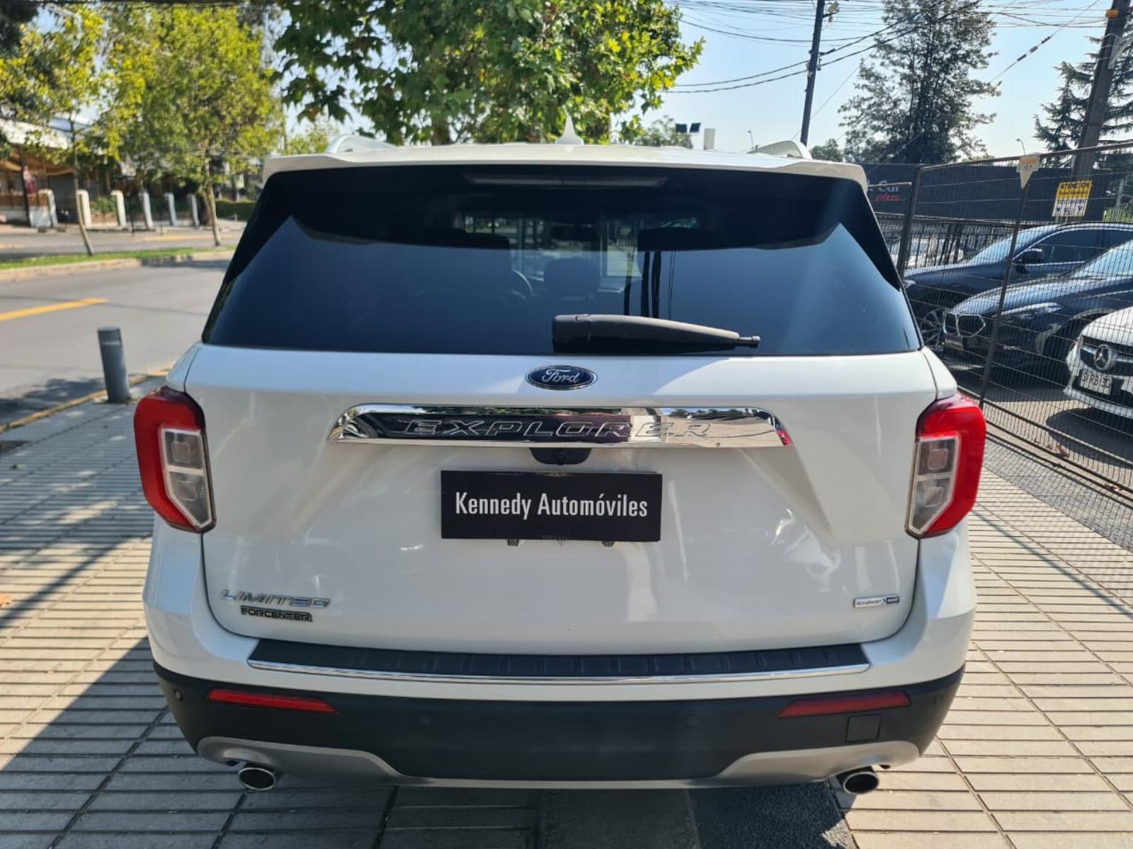 FORD EXPLORER 2.3 Limited Ecoboost Auto 4WD 2022 - Imagen 6 de 10