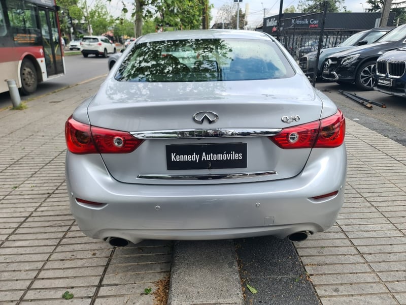 Infiniti Q50 3.7 4X2 AT 4P. 2015 - Imagen 9 de 10