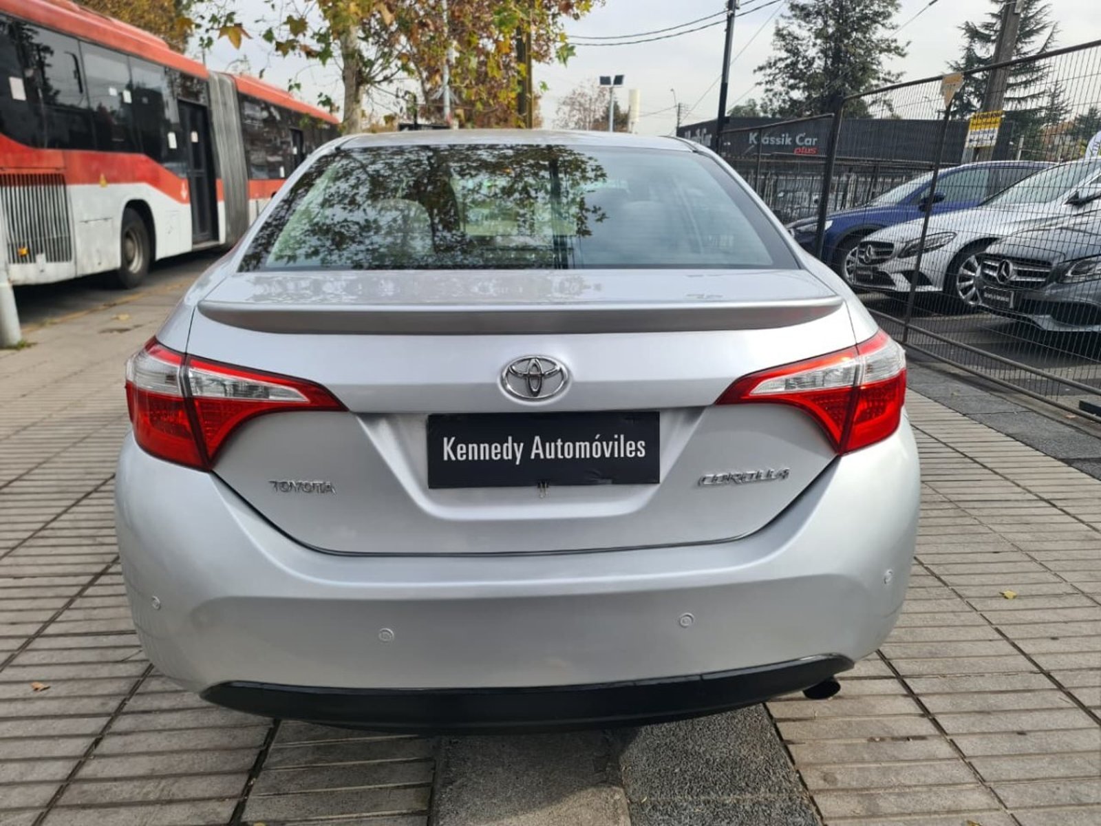 Toyota COROLLA 1.8 GLI 4X2 MG0 MT 4P. 2015 - Imagen 5 de 10