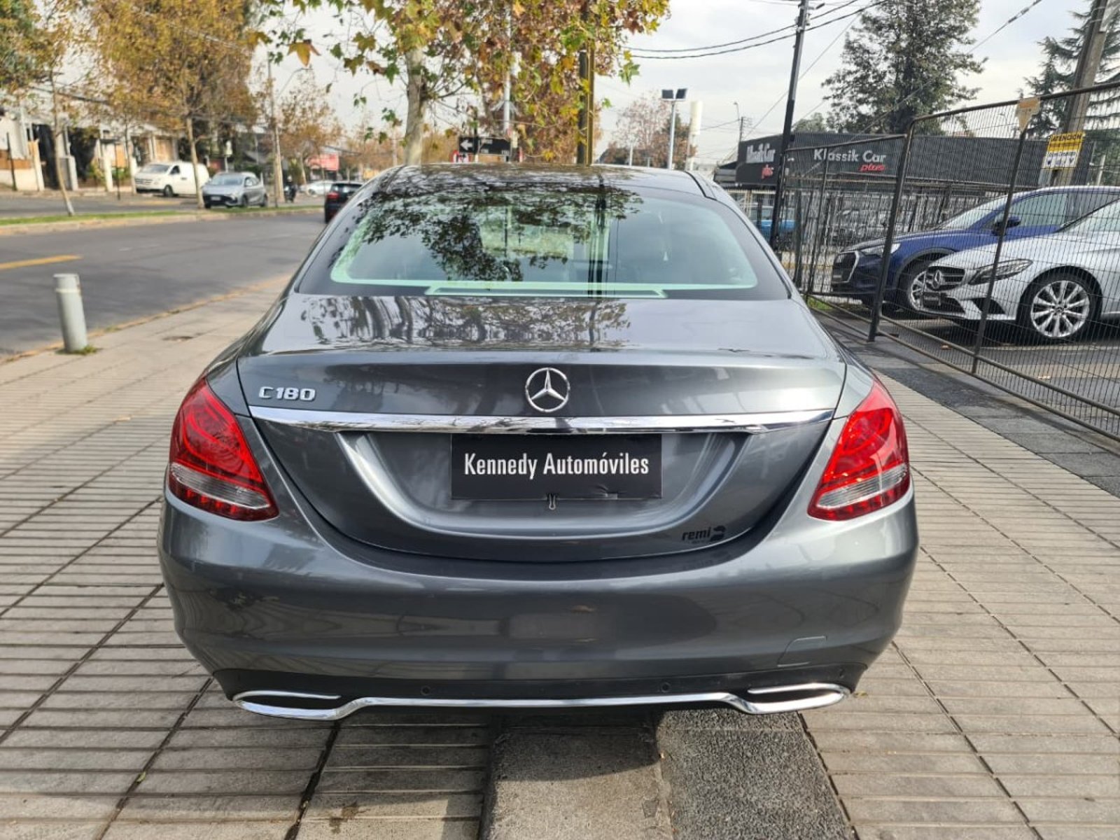 Mercedes-Benz C180 1.6 C 180 Auto 2018 - Foto 4 de 10