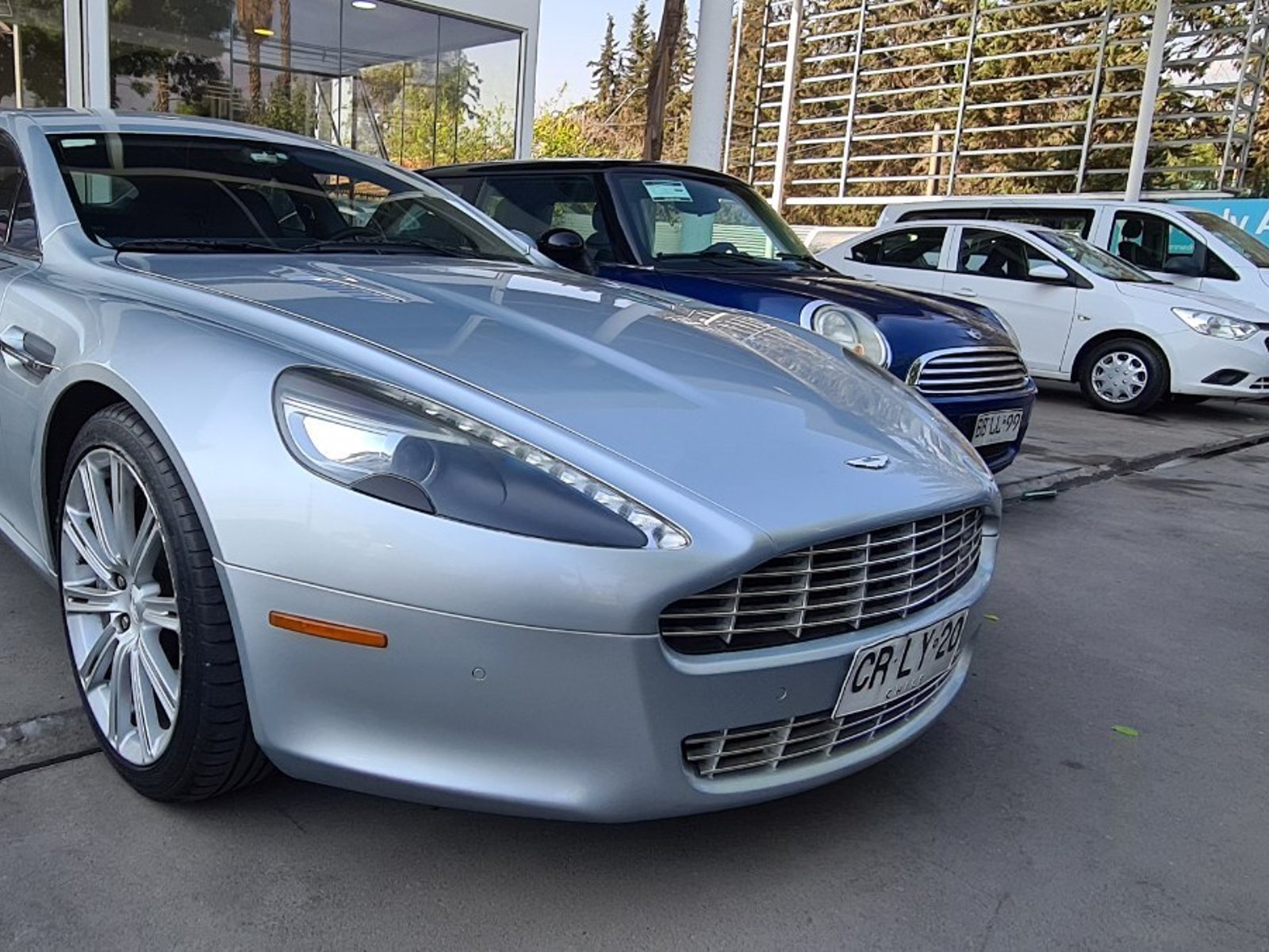 Aston Martin RAPIDE 5.9 4X2 AT 4P. 2011 - Foto 2 de 10
