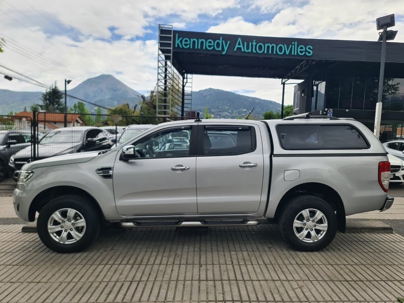 Ford RANGER 2.5 XLT 4X2 DOB. CAB. MT 4P. 2023 - Imagen 5 de 10