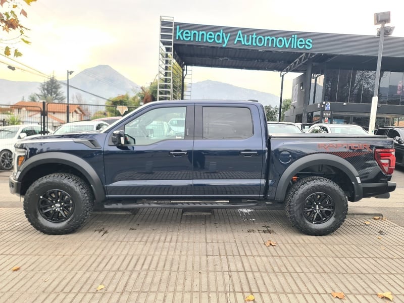 Ford F-150 Raptor 3.5 4X4 DOB. CAB. AT 4P. 2025 - Imagen 4 de 10