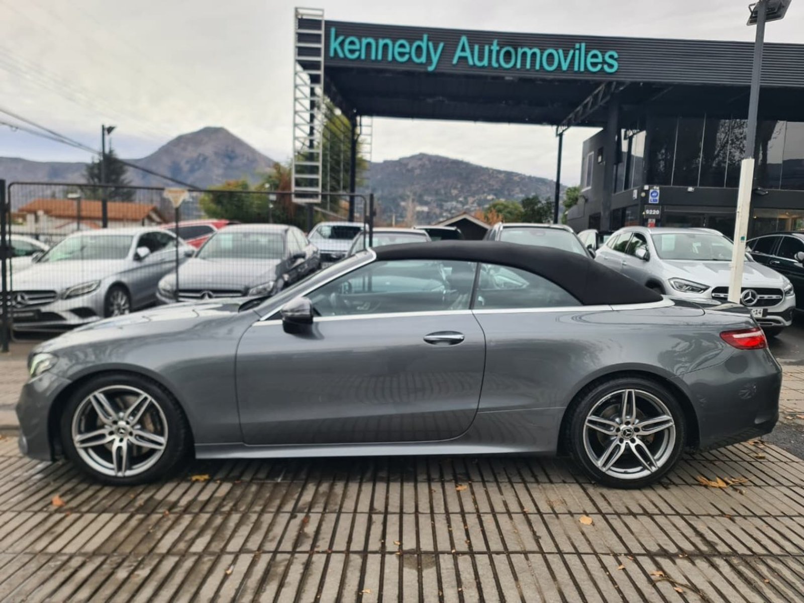 Mercedes-Benz E300 2.0 4X2 CABRIOLET AT 2P. 2019 - Imagen 10 de 10