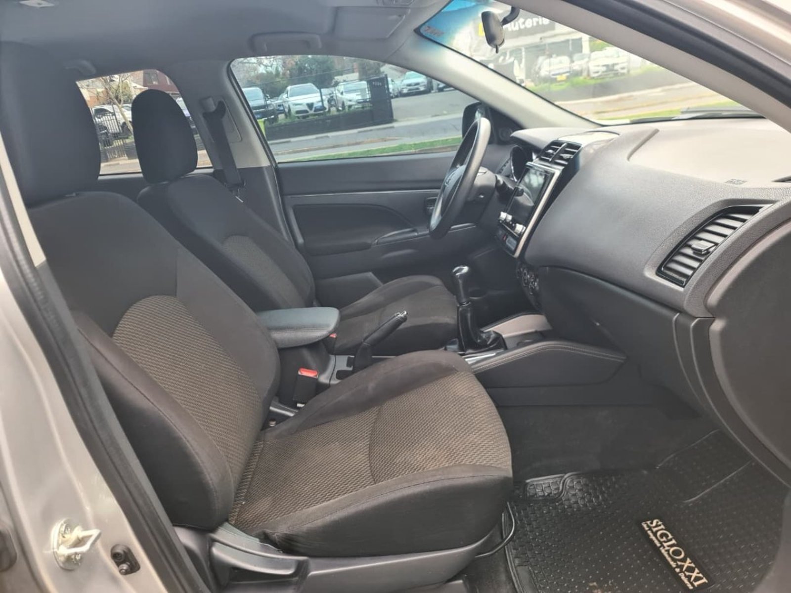 Mitsubishi ASX 1.6 GLS 4X2 MT 5P. 2021 - Imagen 9 de 10