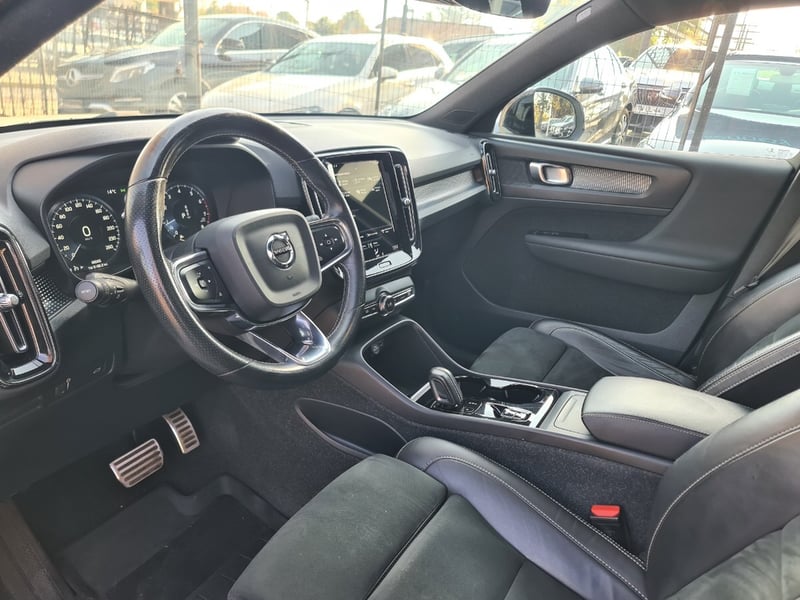 Volvo XC40 2.0 T4 INSCRIPTION FWD AT 5P. 2021 - Imagen 9 de 10