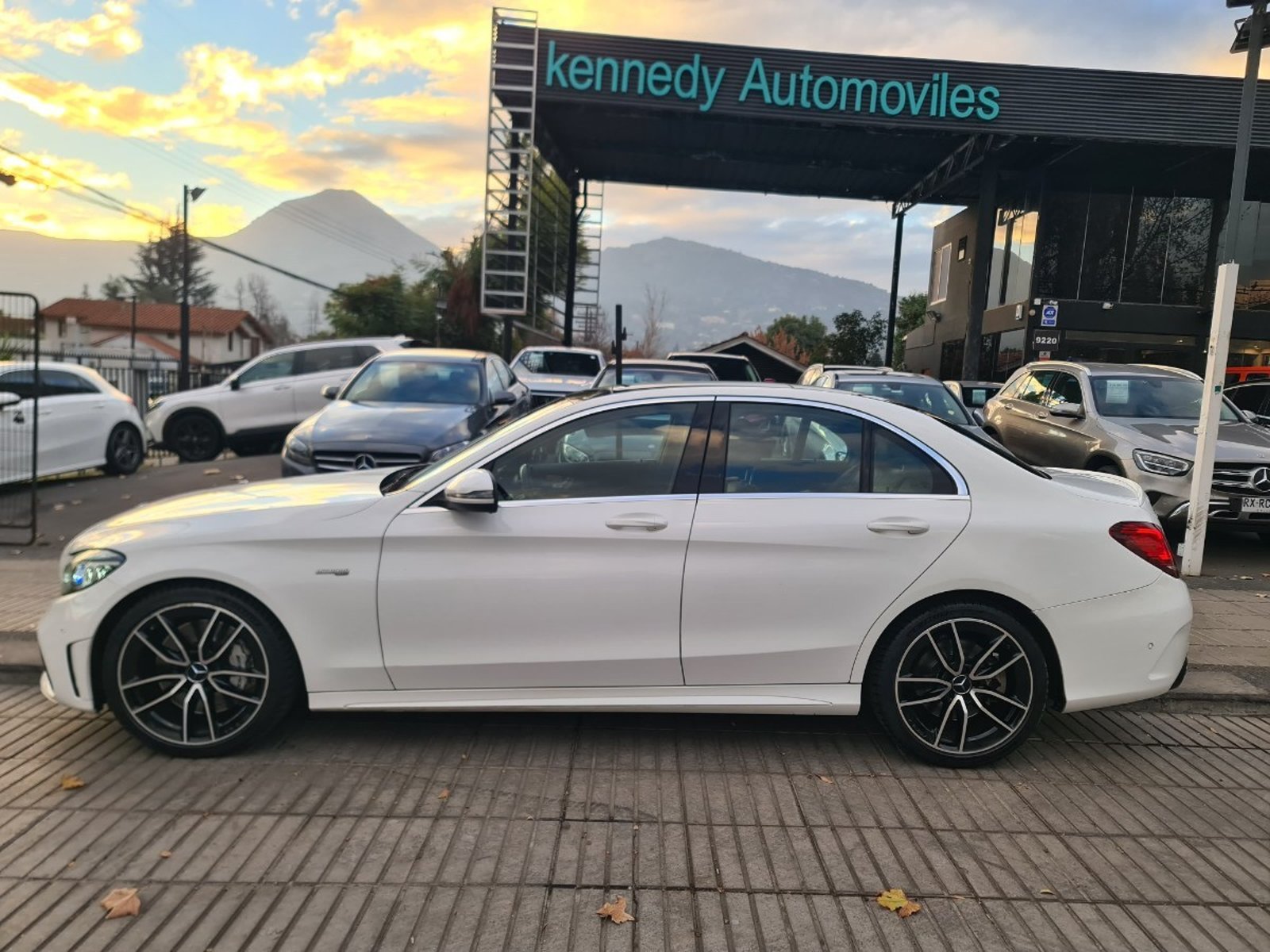 Mercedes-Benz C43 AMG 3.0 AMG 4X4 AT 4P. 2020 - Imagen 3 de 10