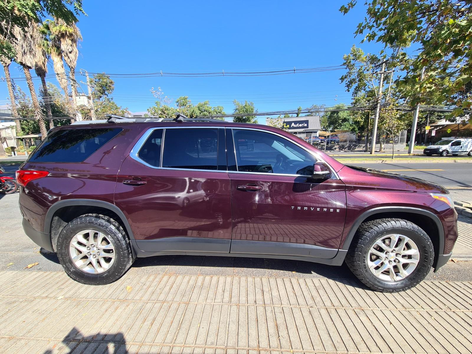 CHEVROLET TRAVERSE 3.6 LT Auto 2019 - Imagen 6 de 10