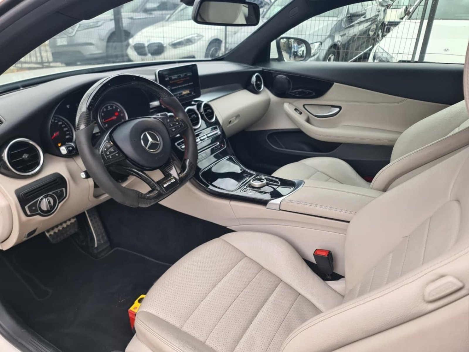 Mercedes-Benz C180 1.6 SPORT 4X2 COUPE AT 2P. 2017 - Foto 5 de 10