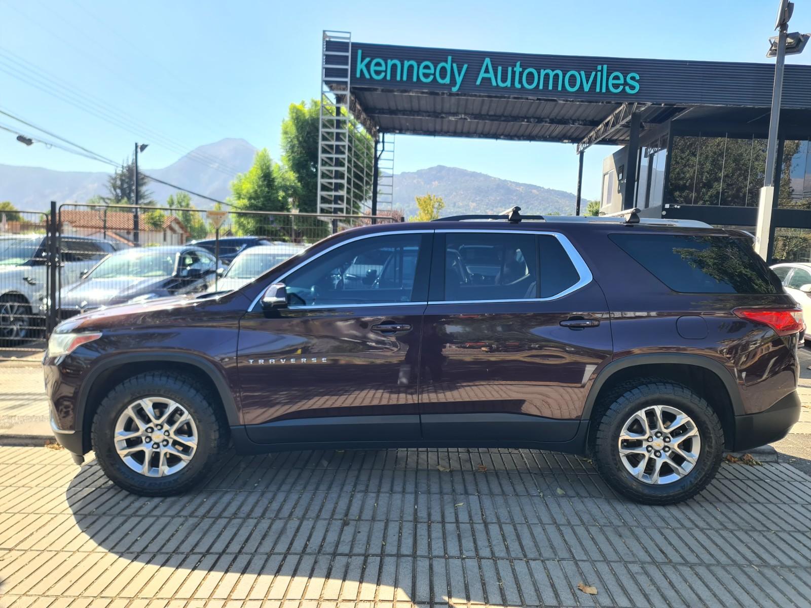 CHEVROLET TRAVERSE 3.6 LT Auto 2019 - Imagen 5 de 10