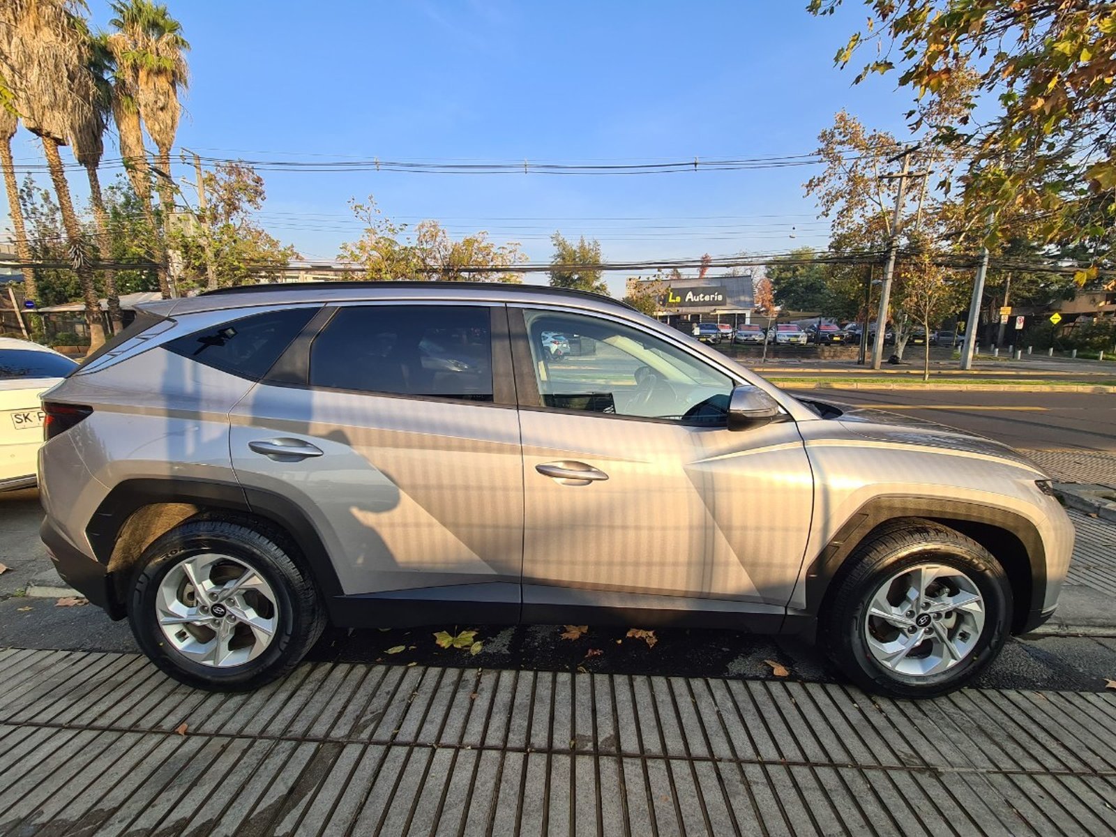 HYUNDAI TUCSON 2.0 Auto Plus 4WD 2022 - Imagen 6 de 10