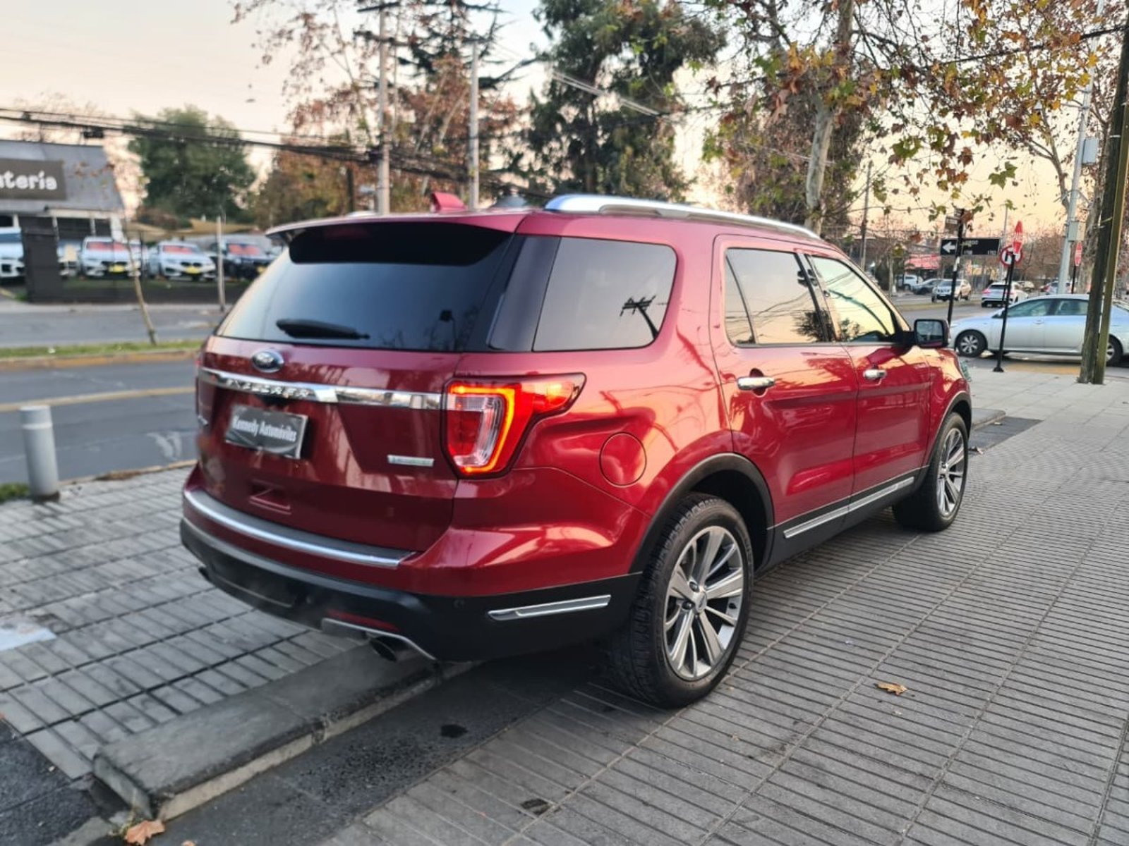 FORD EXPLORER 2.3 ECOBOOST LIMITED 4X2 AT 5P. 2018 - Imagen 7 de 10