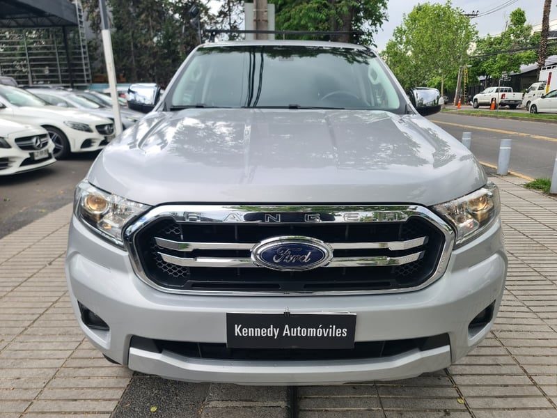 Ford RANGER 2.5 XLT 4X2 DOB. CAB. MT 4P. 2023 - Imagen 7 de 10