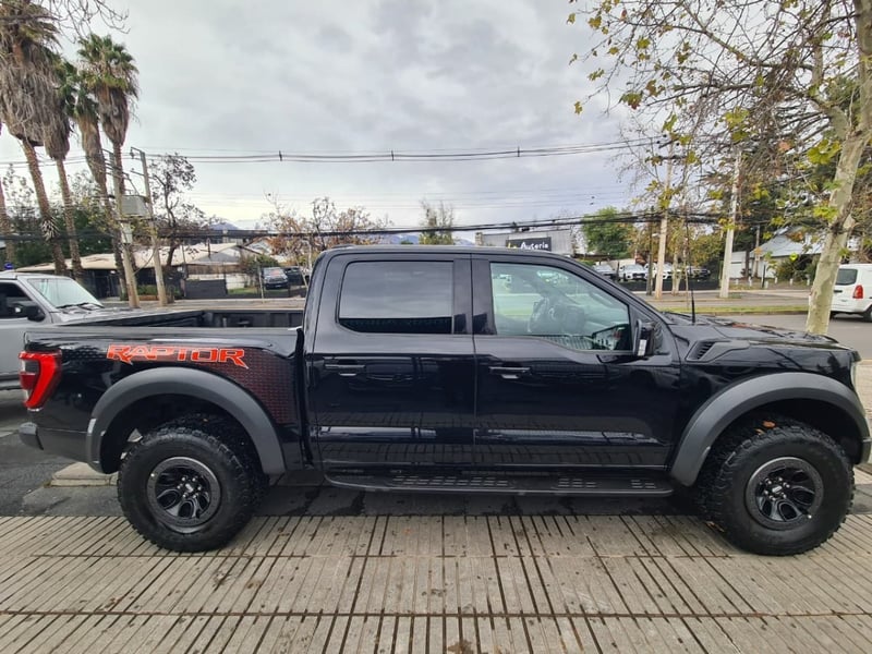 Ford F-150 Raptor 3.5 4X4 DOB. CAB. AT 4P. 2024 - Imagen 9 de 10