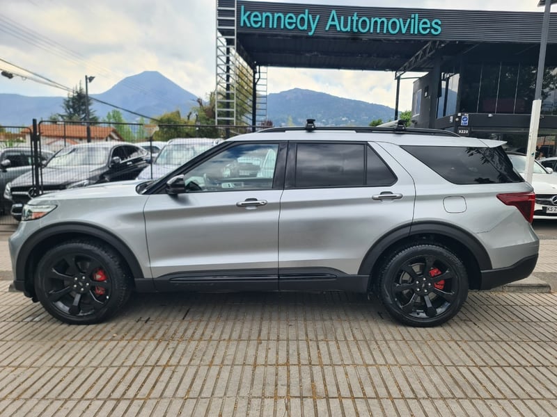 Ford EXPLORER 3.0 ECOBOOST ST 4X4 AT 5P. 2024 - Imagen 5 de 10
