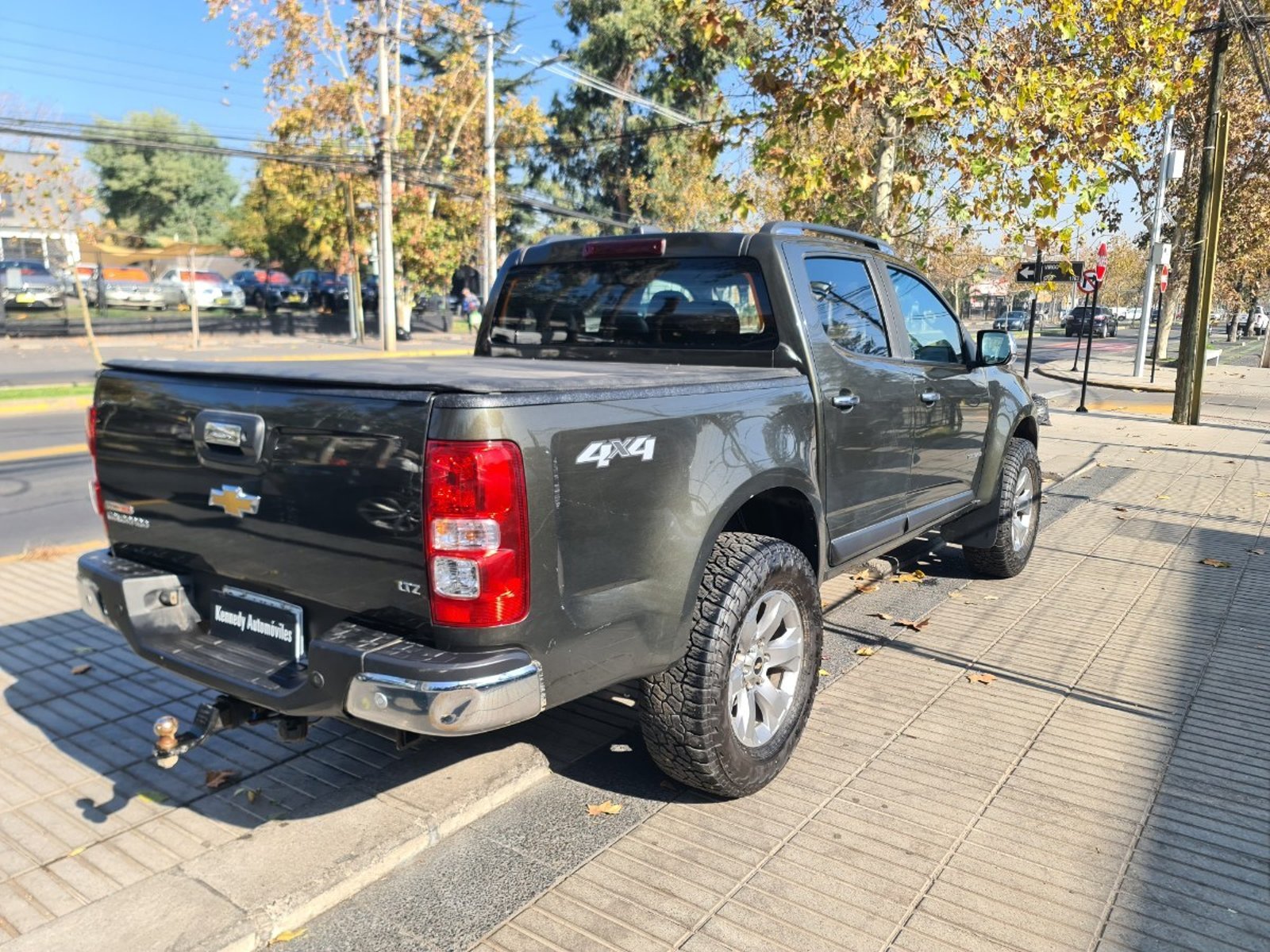 CHEVROLET COLORADO 2.8TD Auto LT 4WD 2023 - Imagen 4 de 10