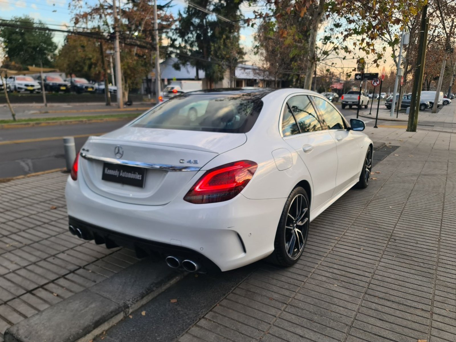 Mercedes-Benz C43 AMG 3.0 AMG 4X4 AT 4P. 2020 - Imagen 6 de 10