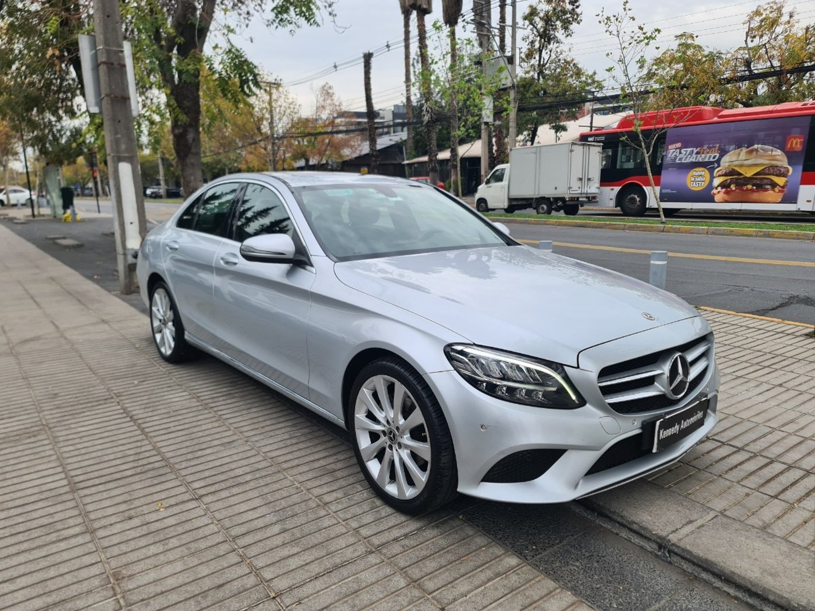 Mercedes-Benz C200 1.5 C 200 Auto 2019 - Foto 2 de 10