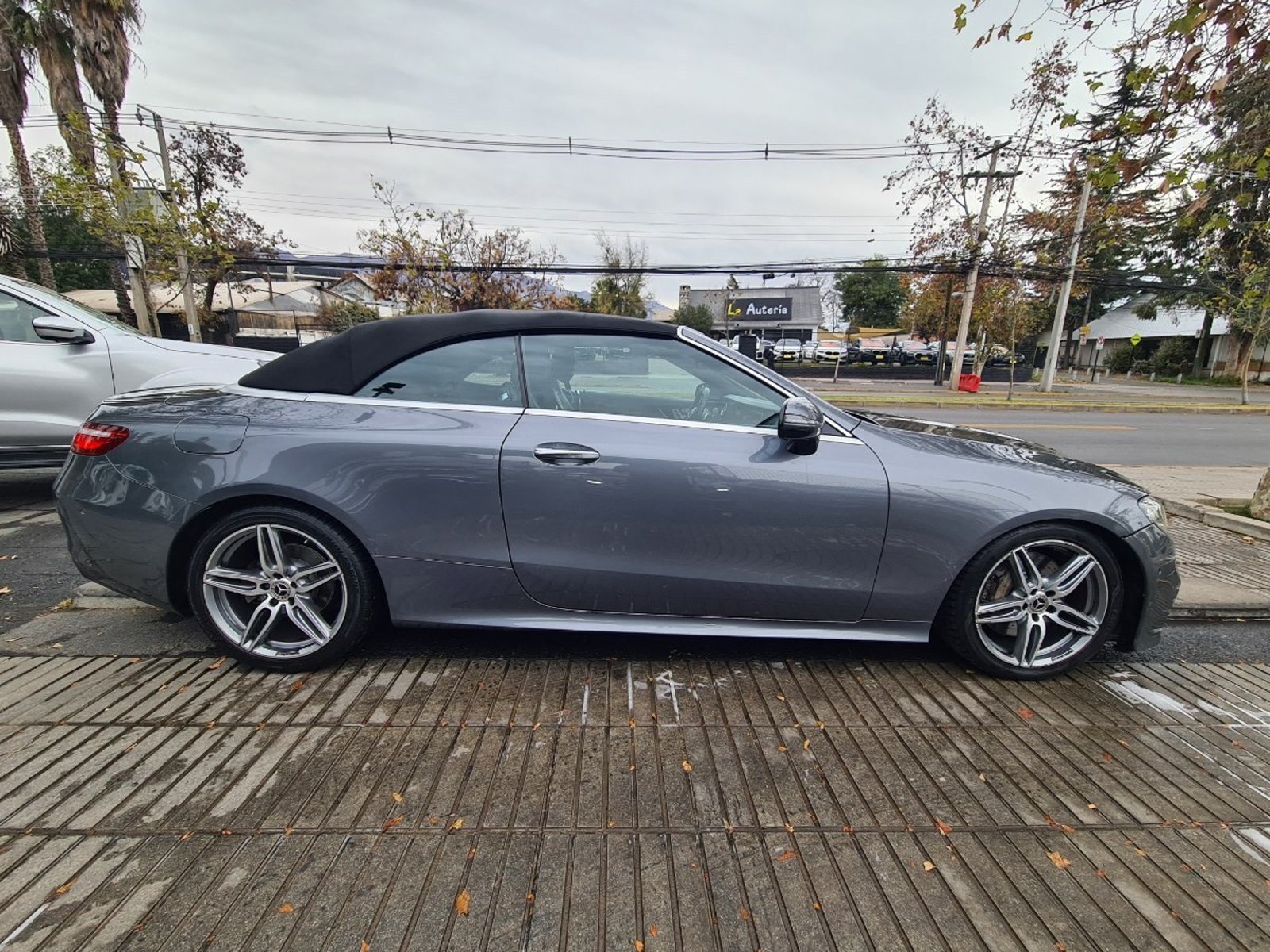 MERCEDES-BENZ E300 2.0 4X2 CABRIOLET AT 2P. 2019 - Imagen 8 de 10